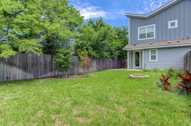 3317 Blumie ST B, Austin, TX 78745