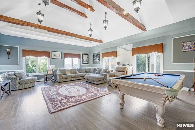 207 Eileen Drive, Cedar Grove, NJ 07009