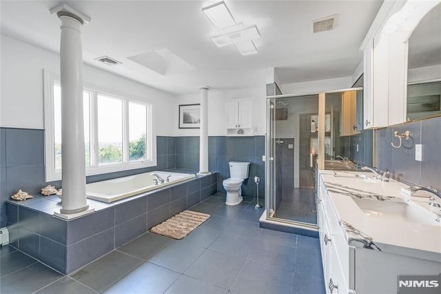 207 Eileen Drive, Cedar Grove, NJ 07009
