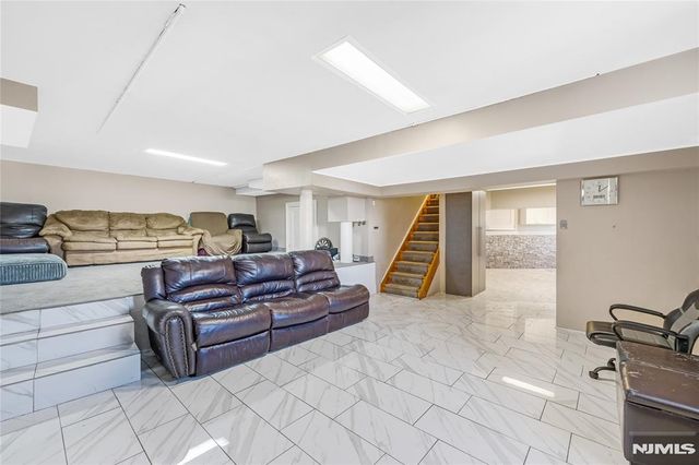 207 Eileen Drive, Cedar Grove, NJ 07009