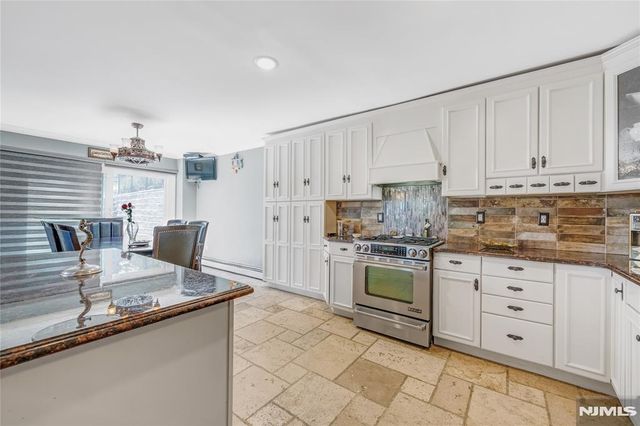 207 Eileen Drive, Cedar Grove, NJ 07009