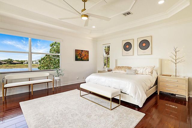 533 Edgebrook Lane, West Palm Beach, FL 33411