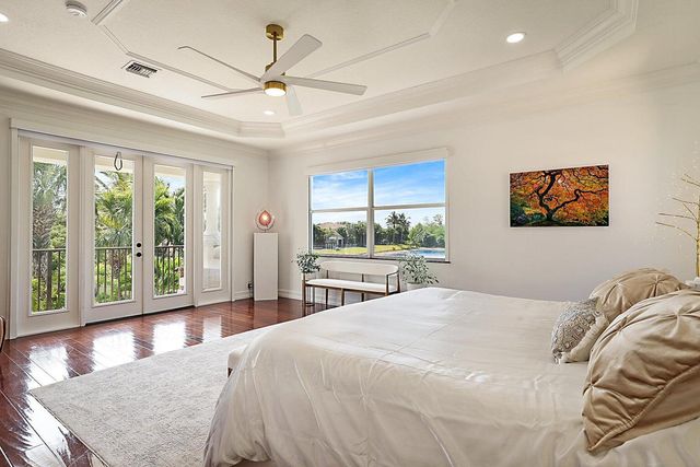 533 Edgebrook Lane, West Palm Beach, FL 33411