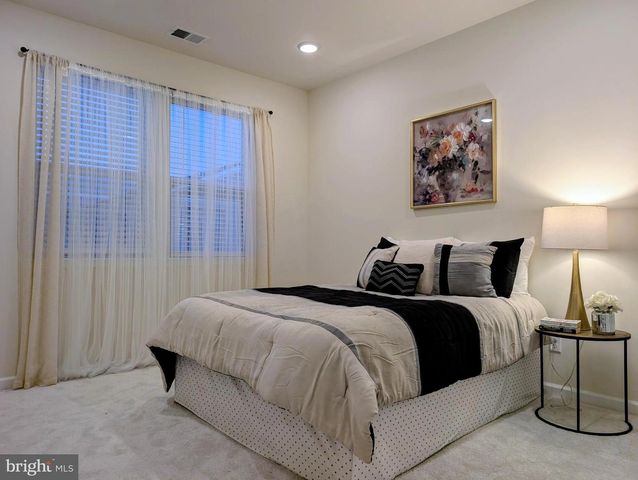 708 PARKER BLVD, Princeton Junction, NJ 08550