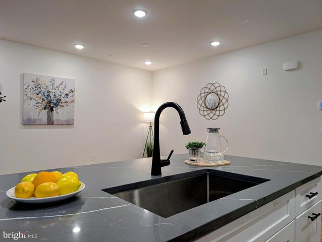 708 PARKER BLVD, Princeton Junction, NJ 08550