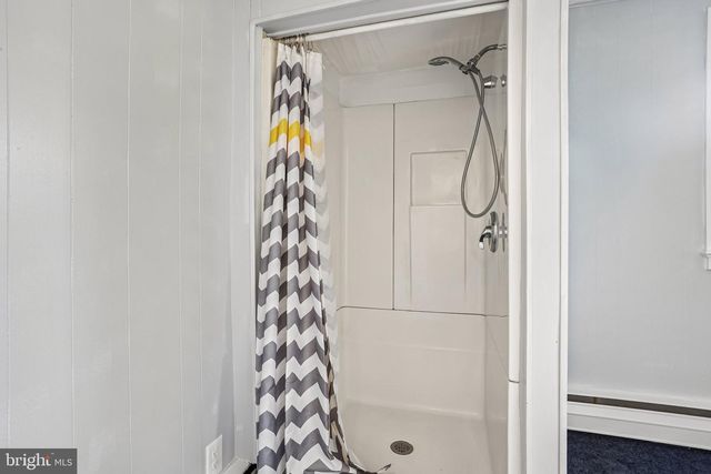 7501 WOODCREST AVE, Philadelphia, PA 19151