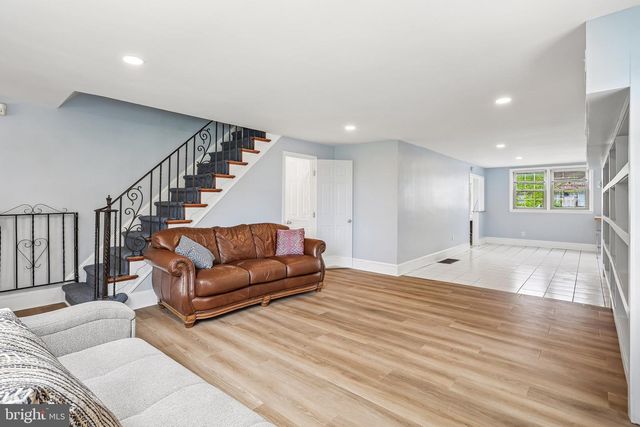 7501 WOODCREST AVE, Philadelphia, PA 19151