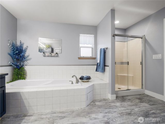 4029 Crystal Ridge Drive SE, Puyallup, WA 98372