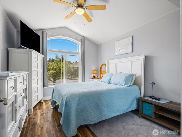 4029 Crystal Ridge Drive SE, Puyallup, WA 98372