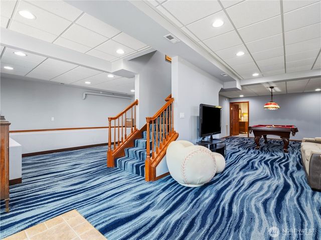 4029 Crystal Ridge Drive SE, Puyallup, WA 98372