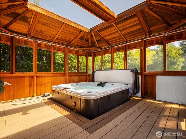 4029 Crystal Ridge Drive SE, Puyallup, WA 98372