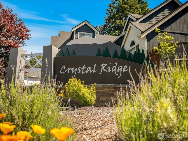 4029 Crystal Ridge Drive SE, Puyallup, WA 98372