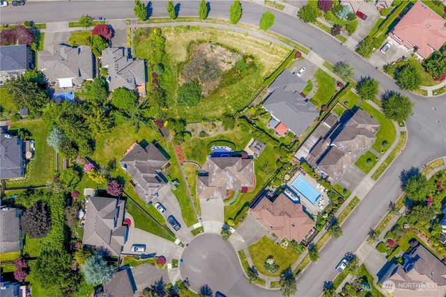 4029 Crystal Ridge Drive SE, Puyallup, WA 98372