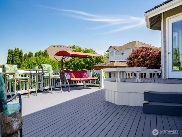 4029 Crystal Ridge Drive SE, Puyallup, WA 98372