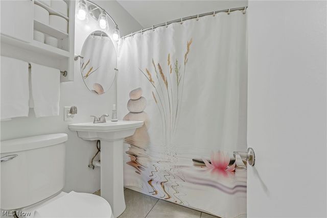 1677 Douglas Road, Wickliffe, OH 44092