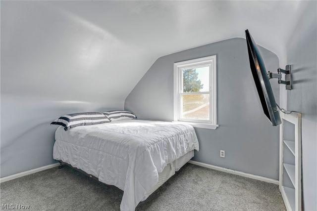 1677 Douglas Road, Wickliffe, OH 44092