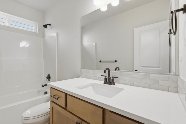 1536 W 67th Ave, Spokane, WA 99224