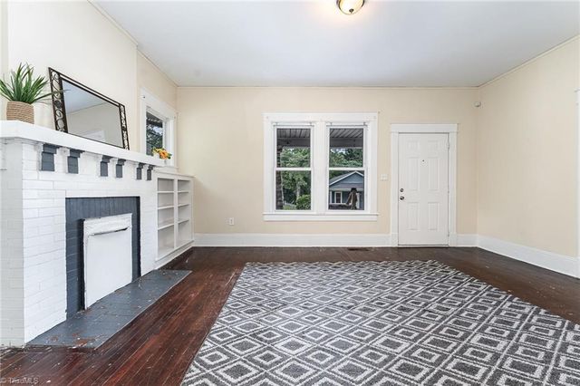524 Julian Street, Greensboro, NC 27406