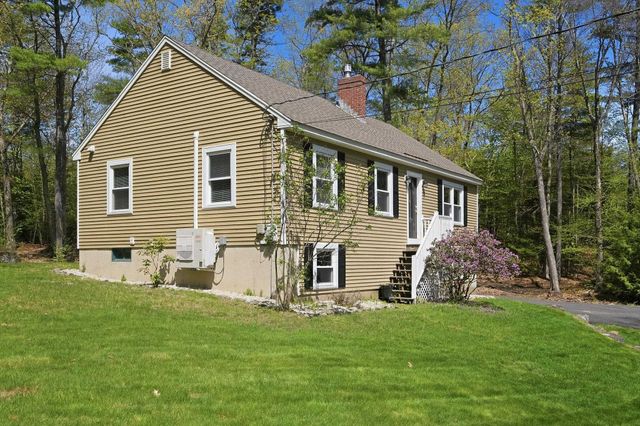 8 Rosewood Drive, Bow, NH 03304