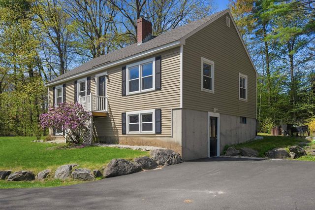 8 Rosewood Drive, Bow, NH 03304