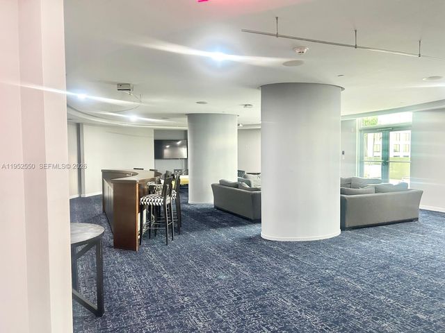 9066 SW 73rd Court 1105, Miami, FL 33156