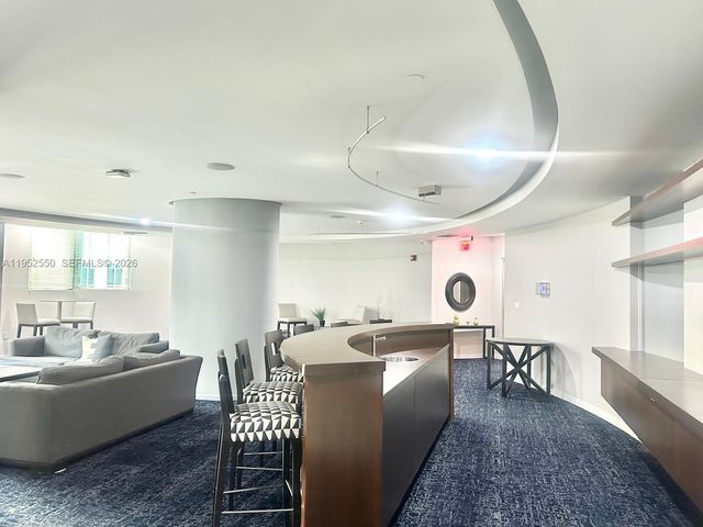 9066 SW 73rd Court 1105, Miami, FL 33156