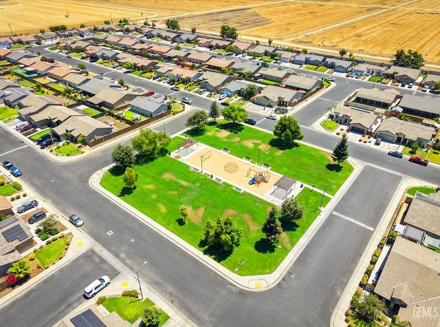 5222 Baja Drive, Bakersfield, CA 93307