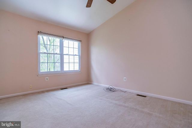 111 SARAHS LN, Horsham, PA 19044
