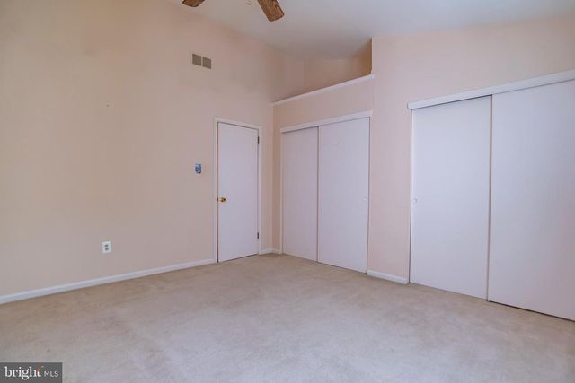 111 SARAHS LN, Horsham, PA 19044