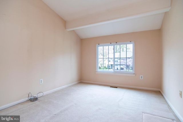 111 SARAHS LN, Horsham, PA 19044