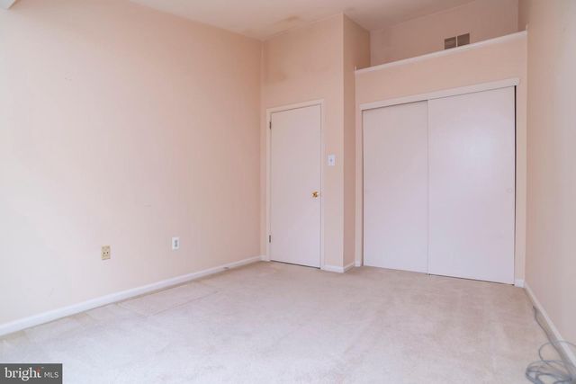 111 SARAHS LN, Horsham, PA 19044