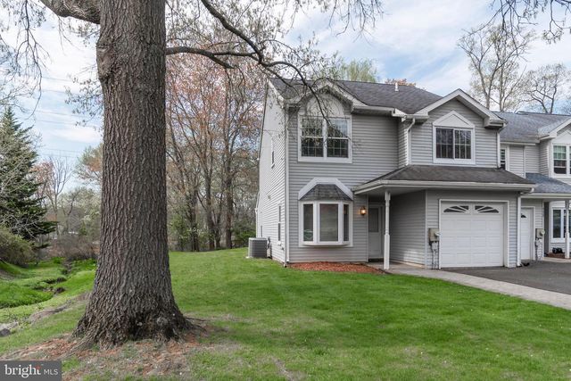 111 SARAHS LN, Horsham, PA 19044