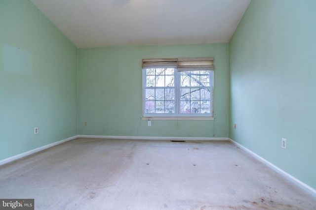 111 SARAHS LN, Horsham, PA 19044