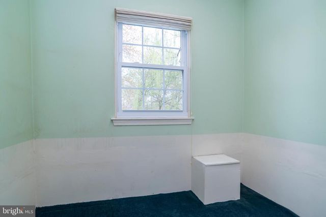 111 SARAHS LN, Horsham, PA 19044