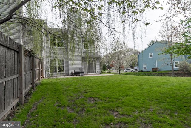 111 SARAHS LN, Horsham, PA 19044