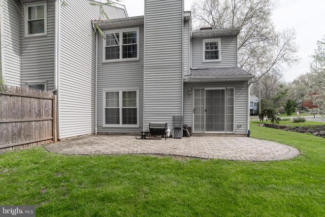 111 SARAHS LN, Horsham, PA 19044