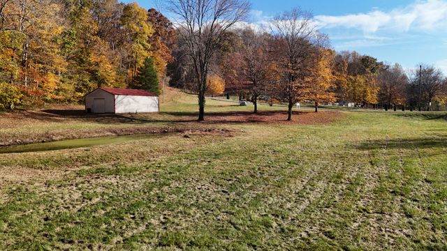 103 Morris Rd, Westmoreland, TN 37186