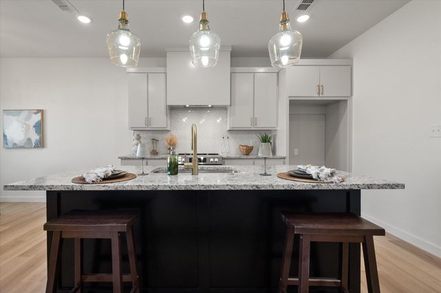 6928 14th Street, Lubbock, TX 79416