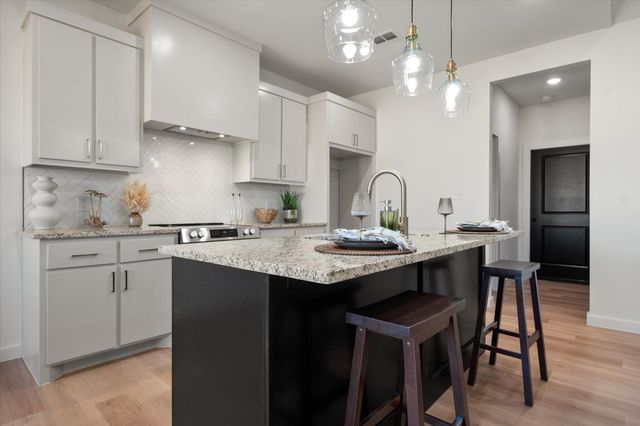 6928 14th Street, Lubbock, TX 79416