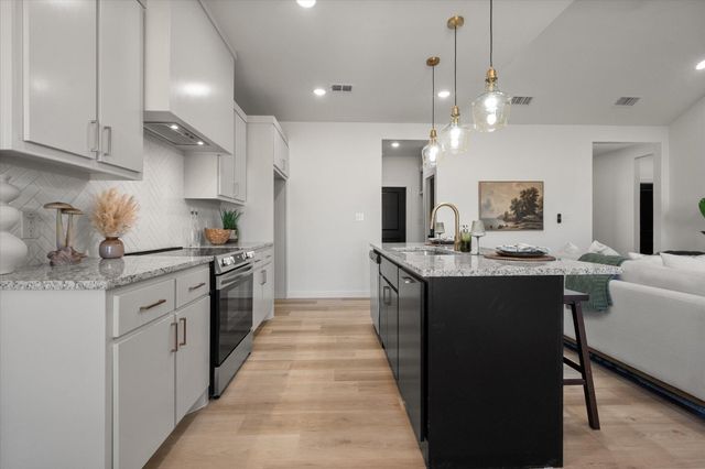 6928 14th Street, Lubbock, TX 79416