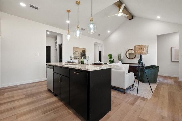 6928 14th Street, Lubbock, TX 79416