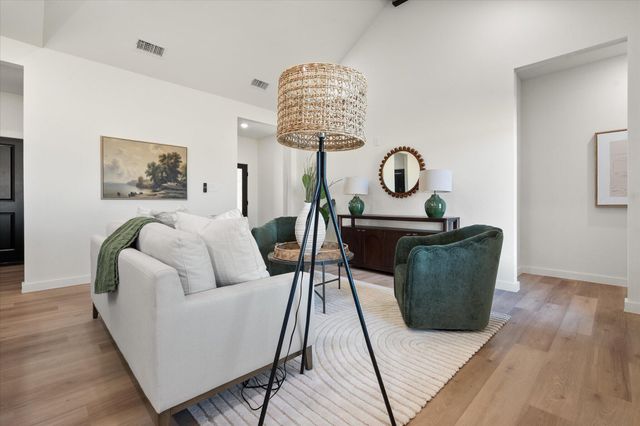 6928 14th Street, Lubbock, TX 79416