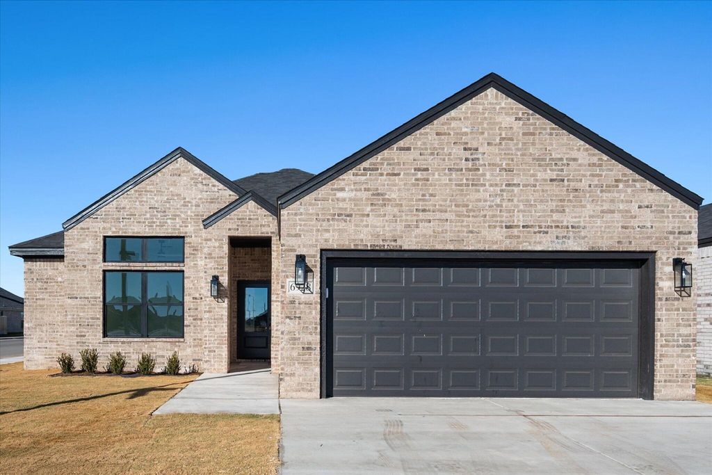 6928 14th Street, Lubbock, TX 79416