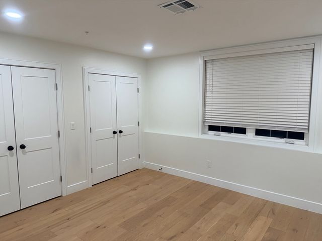 17 School B, Hudson, MA 01749