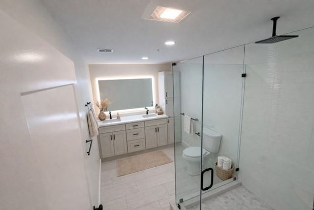 17 School B, Hudson, MA 01749