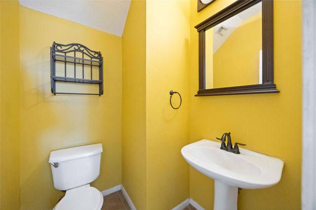 1806 Coretta Court, Fresno, TX 77545