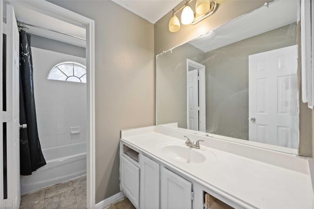 1806 Coretta Court, Fresno, TX 77545