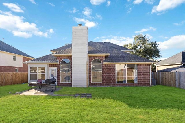 1806 Coretta Court, Fresno, TX 77545