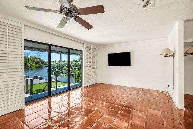 641 NE 19th Avenue, Deerfield Beach, FL 33441
