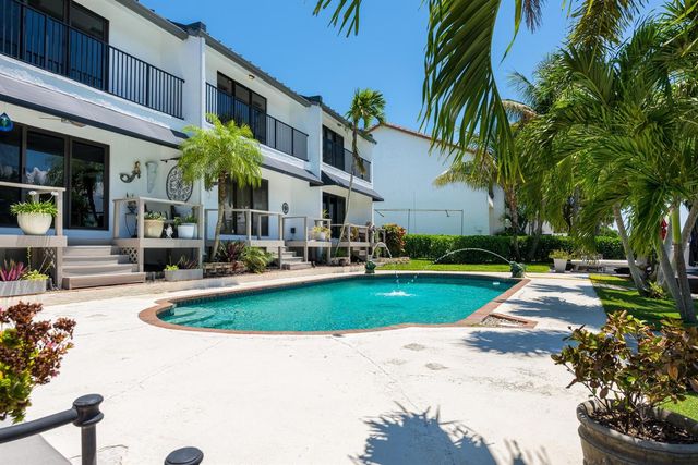 641 NE 19th Avenue, Deerfield Beach, FL 33441